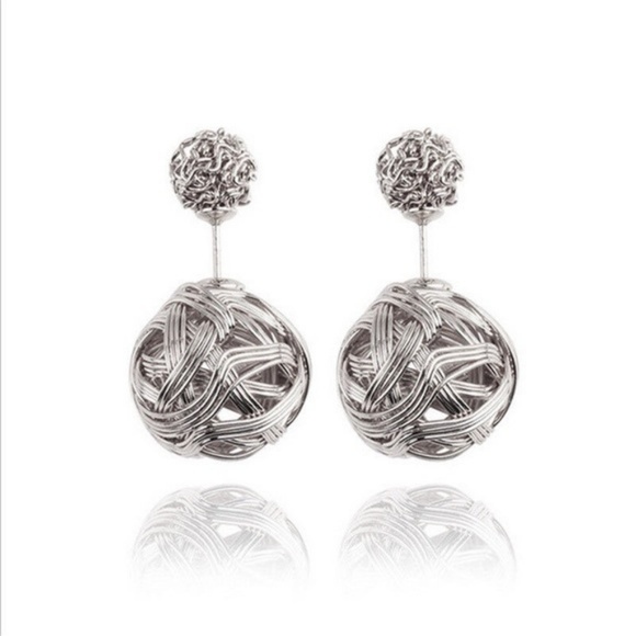 Jewelry - ➰Wire Wrapped Art Deco Earring